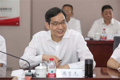 集團(tuán)黨委書記、董事長周育先指導(dǎo)工作